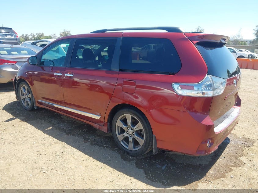2017 Toyota Sienna VIN 5TDXZ3DC4HS878727 IAAI salvage auction — NORMAL WEAR, Salvage Title, sold $1,050 on 2026-07-29 (photo 3)