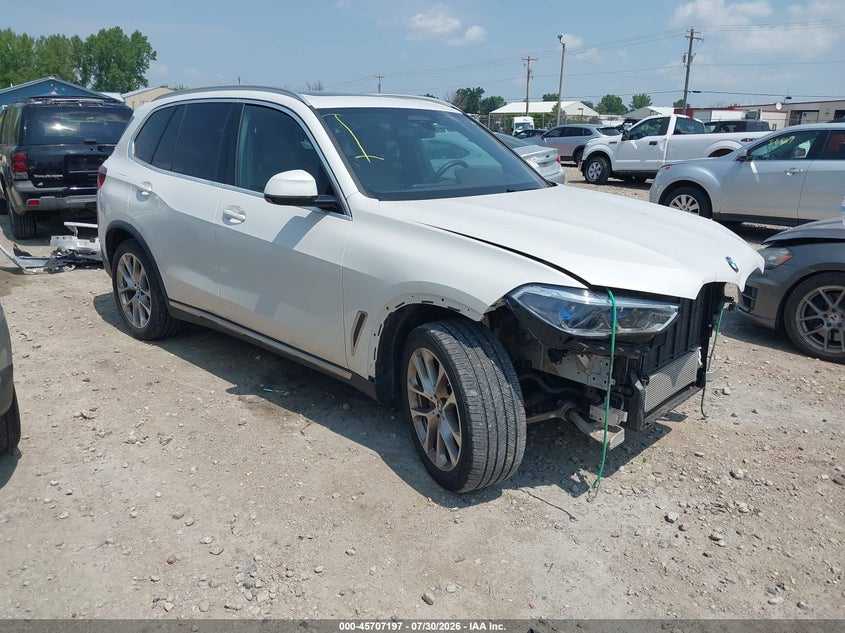 2021 BMW X5 VIN 5UXCR6C0XM9G96614 — IAAI salvage auction photo