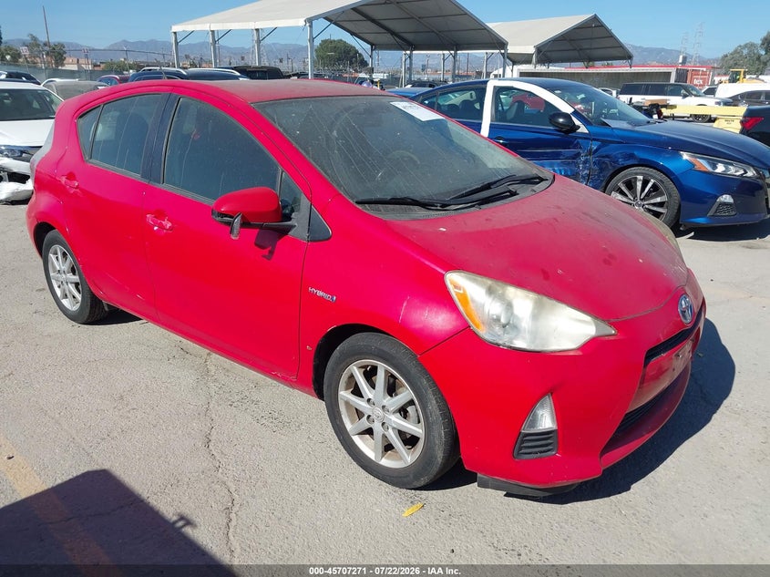 2013 Toyota Prius c VIN JTDKDTB36D1542001 IAAI salvage auction — NORMAL WEAR, Clear-Dealer Only (Utah), sold $575 on 2026-07-29 (photo 1)