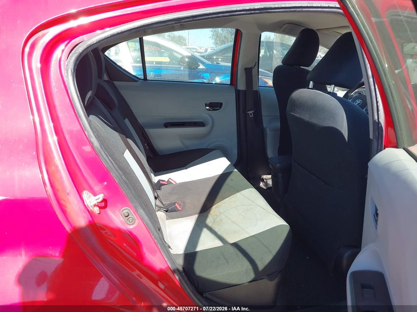 2013 Toyota Prius c VIN JTDKDTB36D1542001 IAAI salvage auction — NORMAL WEAR, Clear-Dealer Only (Utah), sold $575 on 2026-07-29 (photo 8)
