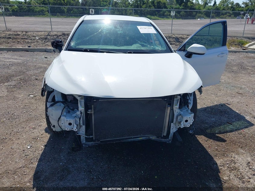 2019 Toyota Camry VIN 4T1B11HK4KU782781 IAAI salvage auction — FRONT END, Wait Title, sold $4,150 on 2026-08-15 (photo 6)