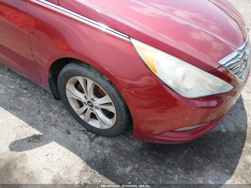 2013 Hyundai Sonata VIN 5NPEC4AC7DH642950 IAAI salvage auction — RIGHT FRONT, Clear (Virginia), sold $525 on 2026-07-31 (photo 6)