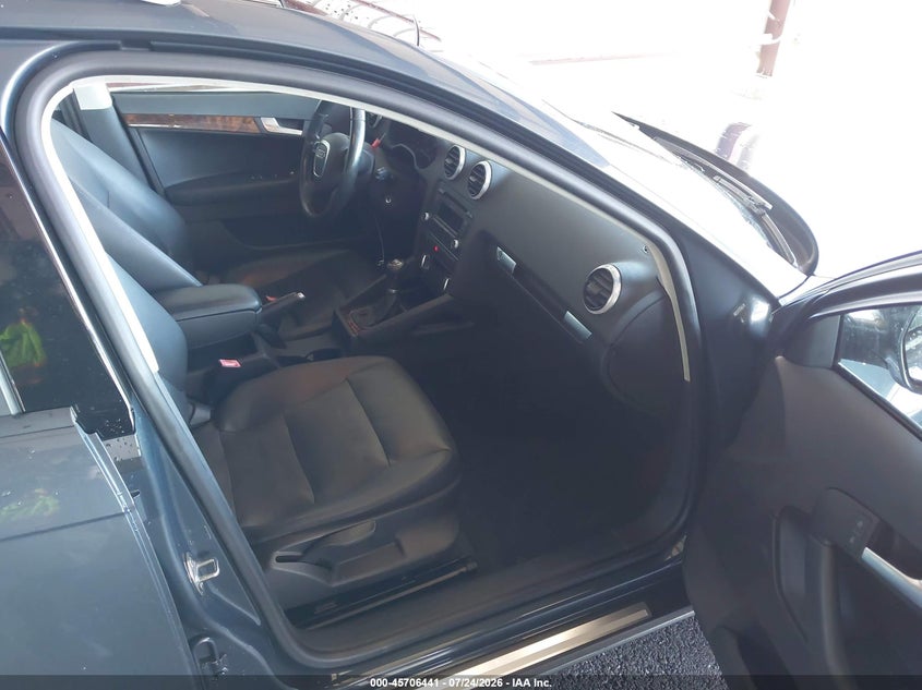 2013 Audi A3 VIN WAUFEAFM4DA012869 IAAI salvage auction — REAR END, Wait Title, sold $1,400 on 2026-07-31 (photo 5)