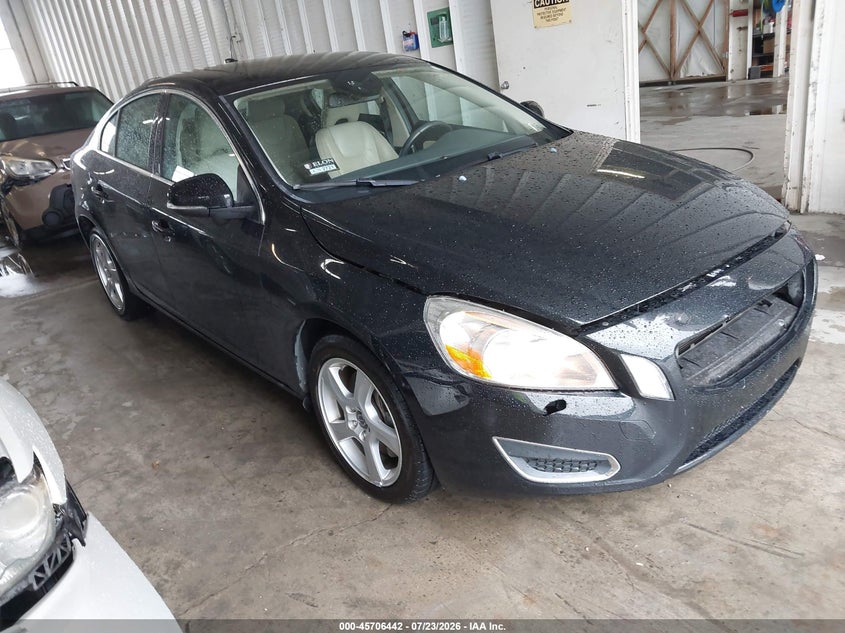 2013 Volvo S60 VIN YV1612FS0D2217161 IAAI salvage auction — FRONT END, Salvage Title, sold $1,600 on 2026-08-13 (photo 1)