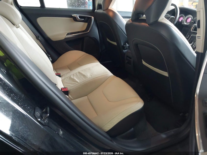2013 Volvo S60 VIN YV1612FS0D2217161 IAAI salvage auction — FRONT END, Salvage Title, sold $1,600 on 2026-08-13 (photo 8)