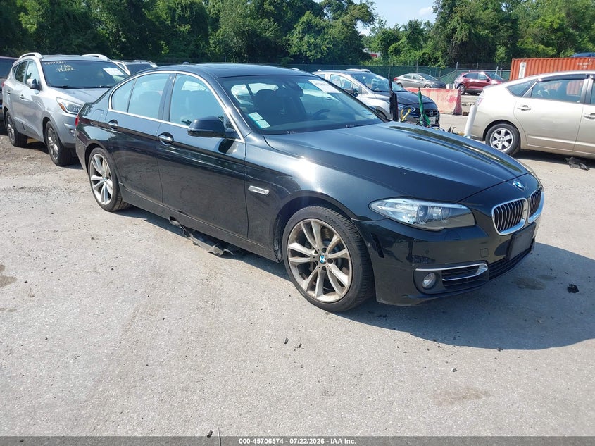 2014 BMW 5er VIN WBAFV3C55ED684464 IAAI salvage auction — NORMAL WEAR, Clear (District Of Columbia), sold $175 on 2026-07-30 (photo 1)