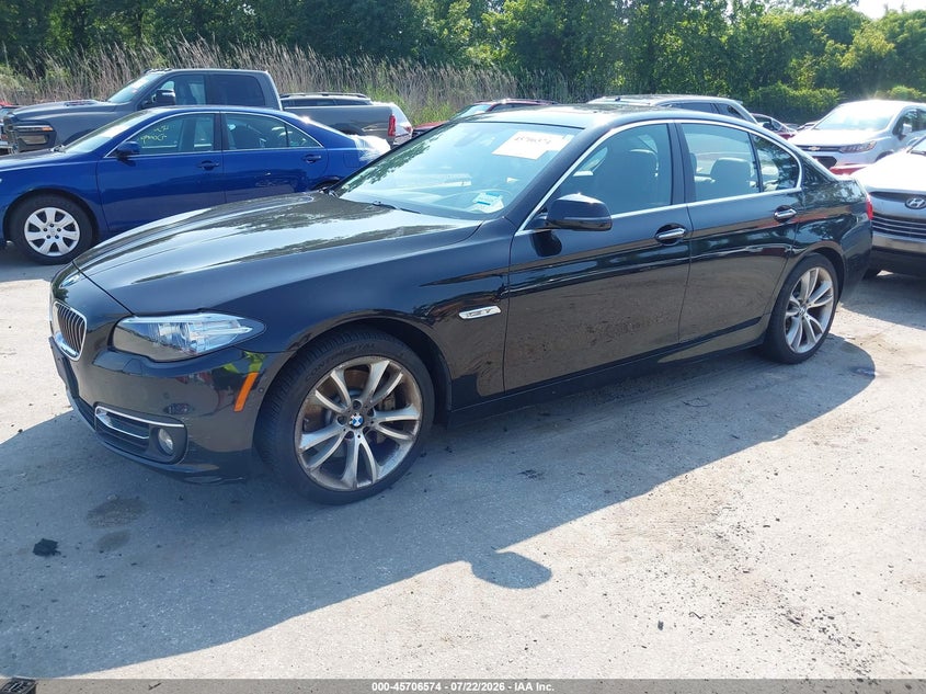 2014 BMW 5er VIN WBAFV3C55ED684464 IAAI salvage auction — NORMAL WEAR, Clear (District Of Columbia), sold $175 on 2026-07-30 (photo 2)