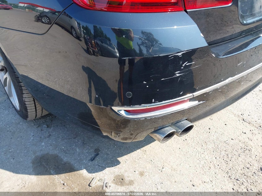 2014 BMW 5er VIN WBAFV3C55ED684464 IAAI salvage auction — NORMAL WEAR, Clear (District Of Columbia), sold $175 on 2026-07-30 (photo 6)