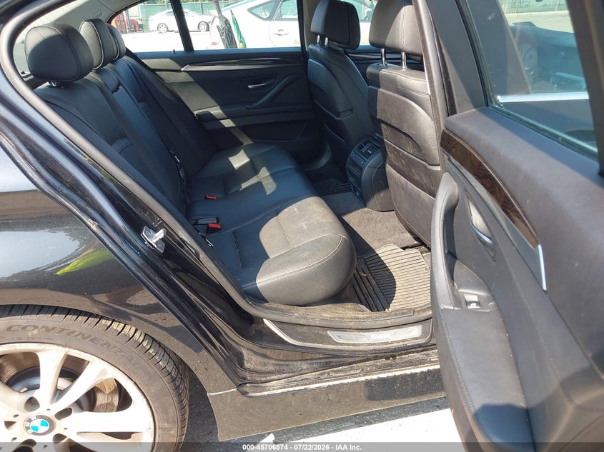 2014 BMW 5er VIN WBAFV3C55ED684464 IAAI salvage auction — NORMAL WEAR, Clear (District Of Columbia), sold $175 on 2026-07-30 (photo 8)