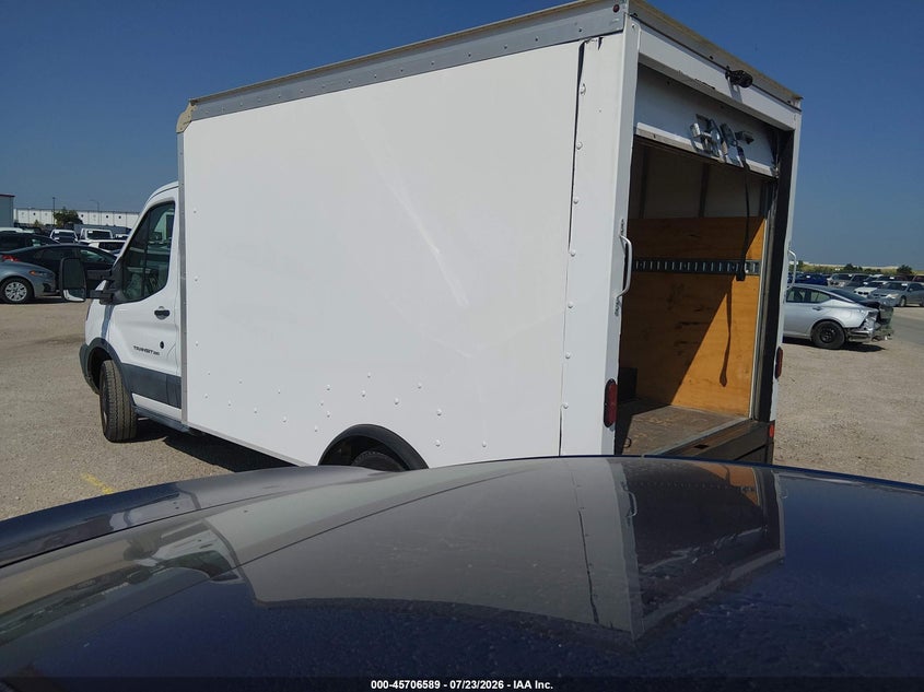 2018 Ford Transit-250 VIN 1FDYR5PM0JKB23040 IAAI salvage auction — NORMAL WEAR, Sf97 (Texas), sold $18,450 on 2026-09-01 (photo 3)