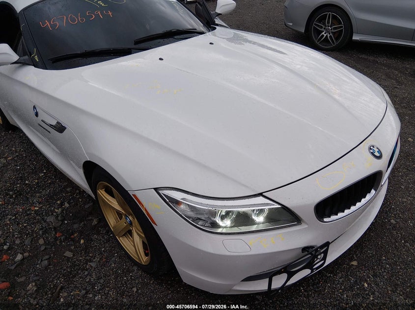 2016 BMW Z4 VIN WBALL5C50G5A20304 IAAI salvage auction — STORM DAMAGE, Salvage (New Jersey), sold $7,500 on 2026-09-10 (photo 6)