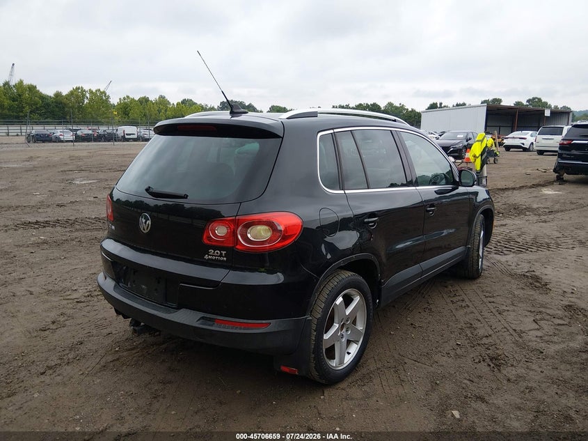 2011 Volkswagen Tiguan VIN WVGBV7AX1BW525014 IAAI salvage auction — NORMAL WEAR, Clear (Tennessee), sold $25 on 2026-07-29 (photo 4)