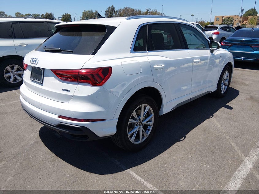 2024 Audi Q3 VIN WA1DECF37R1021290 IAAI salvage auction — LEFT FRONT, Wait Title, sold $8,450 on 2026-08-17 (photo 4)