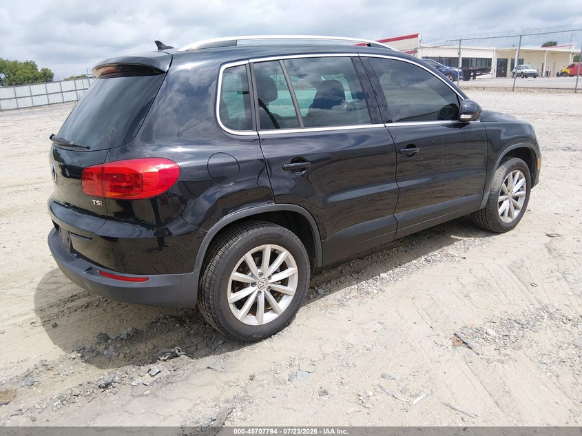 2017 Volkswagen Tiguan VIN WVGRV7AX8HK008971 IAAI salvage auction — NORMAL WEAR, Clear (Georgia), sold $25 on 2026-07-30 (photo 4)