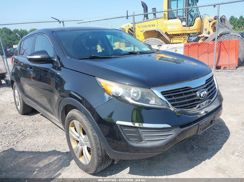 2013 Kia Sportage VIN KNDPBCA29D7475587 IAAI salvage auction — NORMAL WEAR, Clear (New York), sold $1,375 on 2026-08-01 (photo 1)