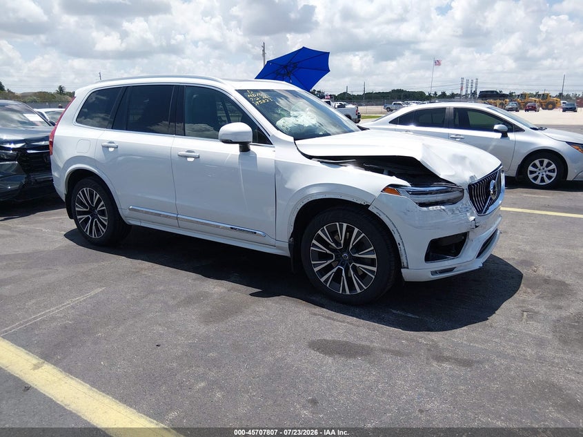 2022 Volvo Xc90 VIN YV4102CK1N1801032 IAAI salvage auction — RIGHT FRONT, Wait Title, sold $13,500 on 2026-08-27 (photo 1)