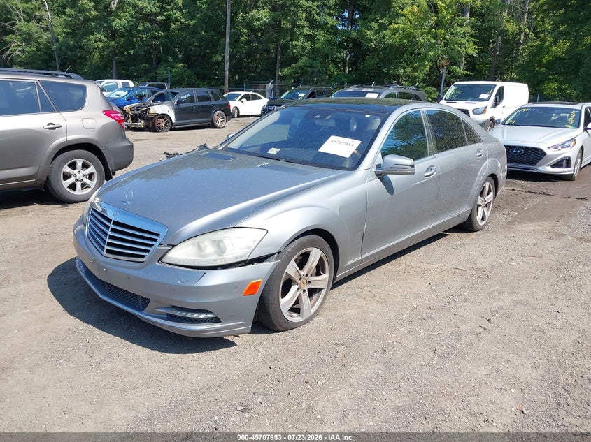 2011 Mercedes-benz S class VIN WDDNG8GB5BA393987 IAAI salvage auction — NORMAL WEAR, Clear (Maryland), sold $25 on 2026-07-29 (photo 2)