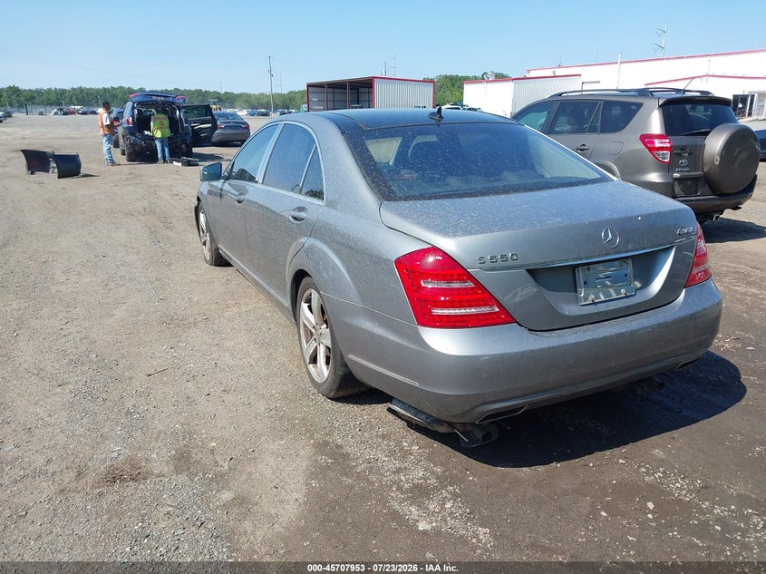 2011 Mercedes-benz S class VIN WDDNG8GB5BA393987 IAAI salvage auction — NORMAL WEAR, Clear (Maryland), sold $25 on 2026-07-29 (photo 3)