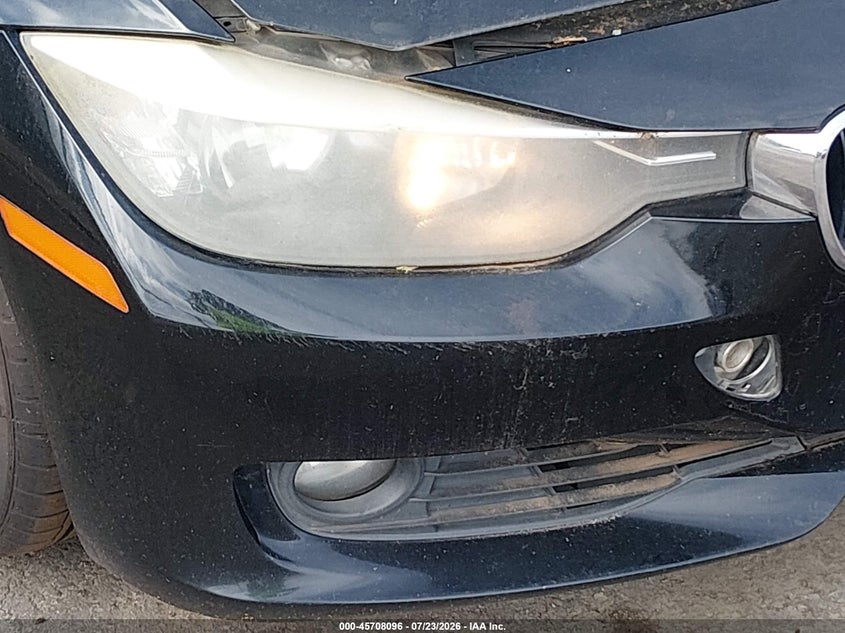 2014 BMW 3 series VIN WBA3A5C52EP601520 IAAI salvage auction — NORMAL WEAR, Clear (Georgia), sold $450 on 2026-08-19 (photo 6)