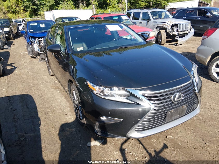 2017 Lexus ES VIN 58ABK1GG5HU041468 — IAAI salvage auction photo
