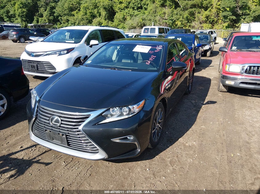 2017 Lexus ES VIN 58ABK1GG5HU041468 IAAI salvage auction — REAR END, Salvage, sold $7,075 on 2026-08-27 (photo 2)