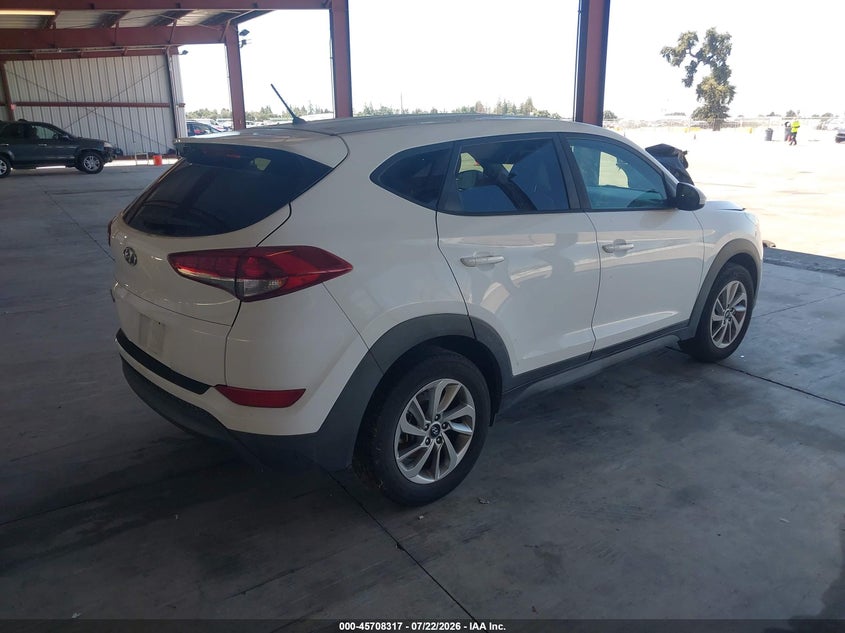 2018 Hyundai Tucson VIN KM8J23A46JU813303 IAAI salvage auction — NORMAL WEAR, Clear - Dealer Only (California), sold $600 on 2026-07-28 (photo 4)