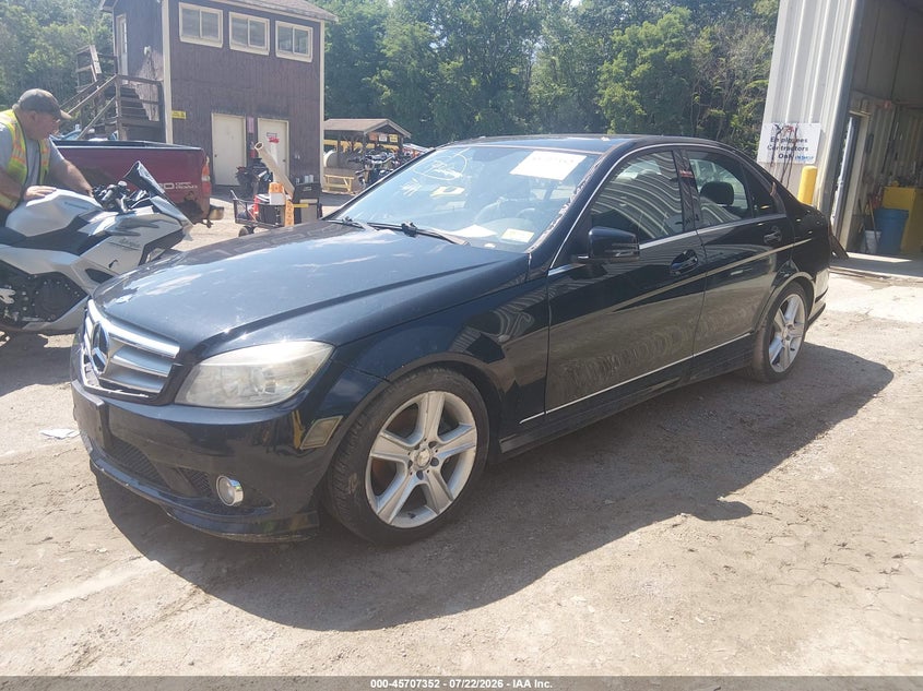 2010 Mercedes-benz C class VIN WDDGF8BB7AR088154 IAAI salvage auction — NORMAL WEAR, Original (Vermont), sold $700 on 2026-07-23 (photo 2)
