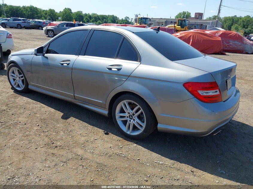 2012 Mercedes-benz C-klasse VIN WDDGF8BB7CR239349 IAAI salvage auction — FRONT END, Salvage (New Jersey), sold $625 on 2026-08-09 (photo 3)