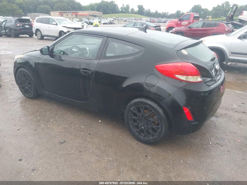 2013 Hyundai Veloster VIN KMHTC6AD5DU101084 IAAI salvage auction — NORMAL WEAR, Clear (Tennessee), sold $25 on 2026-07-29 (photo 3)