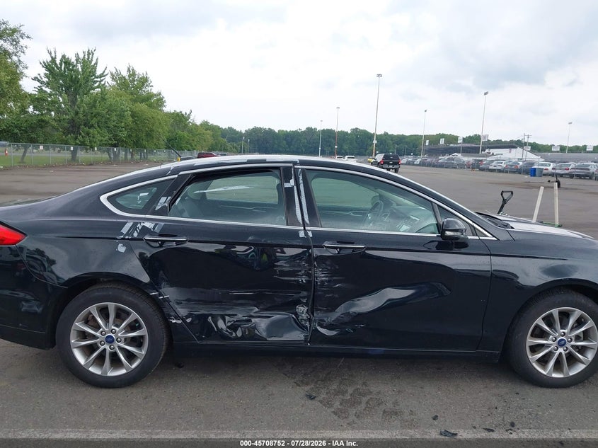 2017 Ford Fusion VIN 3FA6P0HD3HR203012 IAAI salvage auction — Right Side, Salvage, sold $3,100 on 2026-10-12 (photo 6)