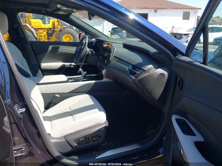 2026 Lexus Rx VIN 2T2BBMCAXTC123874 IAAI salvage auction — FRONT END, Wait Title, sold $29,000 on 2026-09-08 (photo 5)