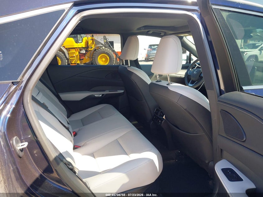 2026 Lexus Rx VIN 2T2BBMCAXTC123874 IAAI salvage auction — FRONT END, Wait Title, sold $29,000 on 2026-09-08 (photo 8)