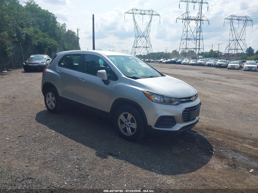 2018 Chevrolet Trax VIN KL7CJNSBXJB704117 IAAI salvage auction — NORMAL WEAR, Salvage Title, sold $25 on 2026-07-31 (photo 1)