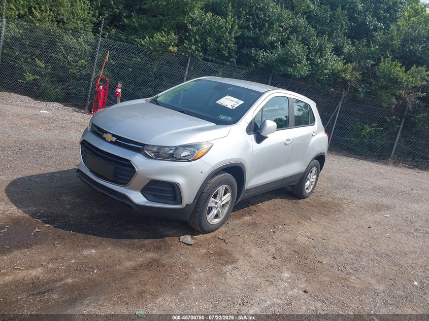 2018 Chevrolet Trax VIN KL7CJNSBXJB704117 IAAI salvage auction — NORMAL WEAR, Salvage Title, sold $25 on 2026-07-31 (photo 2)