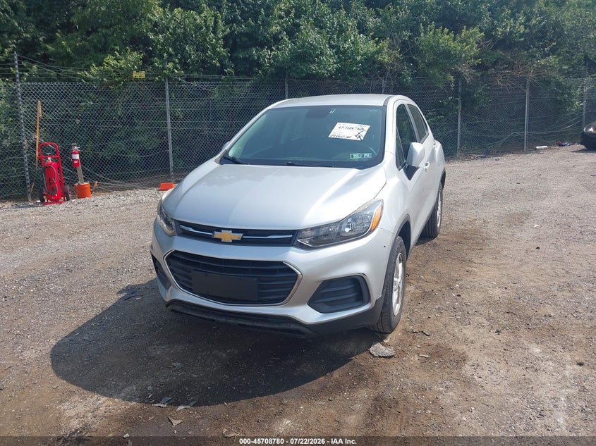 2018 Chevrolet Trax VIN KL7CJNSBXJB704117 IAAI salvage auction — NORMAL WEAR, Salvage Title, sold $25 on 2026-07-31 (photo 6)
