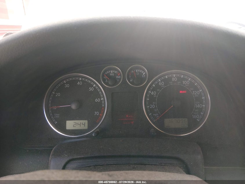 2003 Volkswagen Passat VIN WVWWH63B03E375428 IAAI salvage auction — NORMAL WEAR, Clear (Colorado), sold $50 on 2026-08-12 (photo 7)