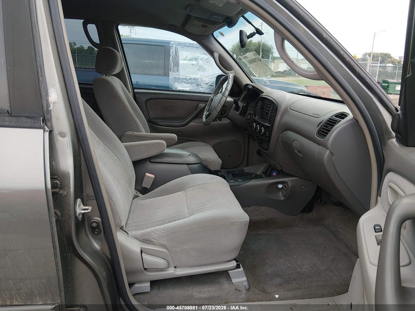 2004 Toyota Tundra VIN 5TBDT44114S440310 IAAI salvage auction — HAIL, Clear (Kansas), sold $2,700 on 2026-07-31 (photo 5)