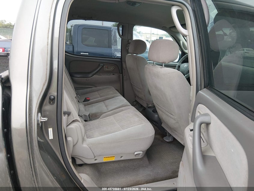 2004 Toyota Tundra VIN 5TBDT44114S440310 IAAI salvage auction — HAIL, Clear (Kansas), sold $2,700 on 2026-07-31 (photo 8)