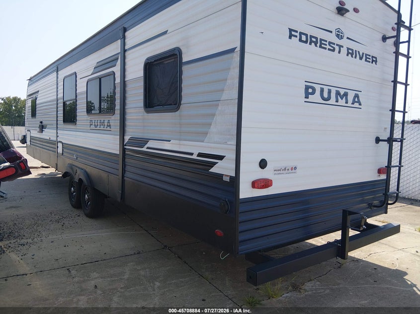 2025 Puma VIN 5ZT2PUZB4S4022531 IAAI salvage auction — ROOF, Wait Title, sold $7,800 on 2026-09-29 (photo 3)