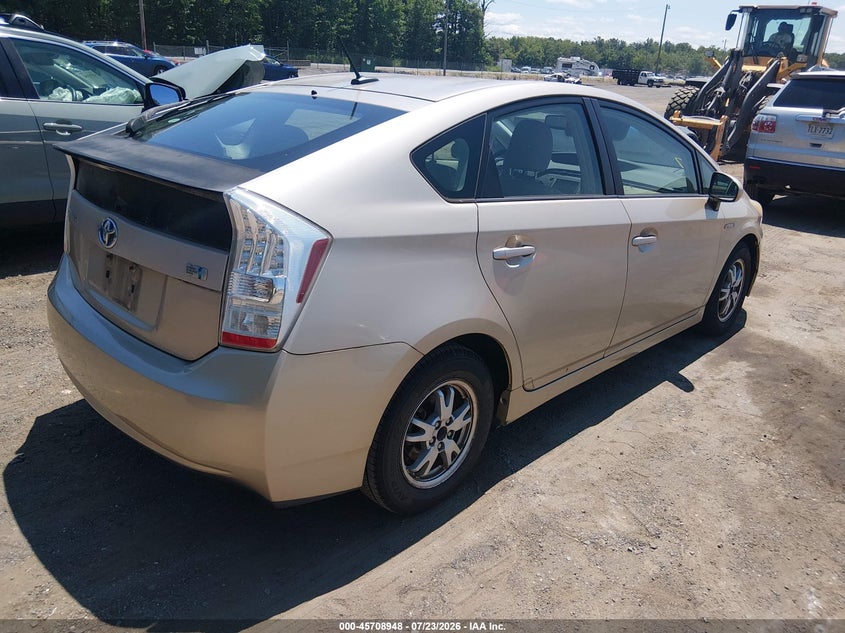2010 Toyota Prius VIN JTDKN3DU8A1002499 IAAI salvage auction — NORMAL WEAR, Clear (Virginia), sold $25 on 2026-07-29 (photo 4)