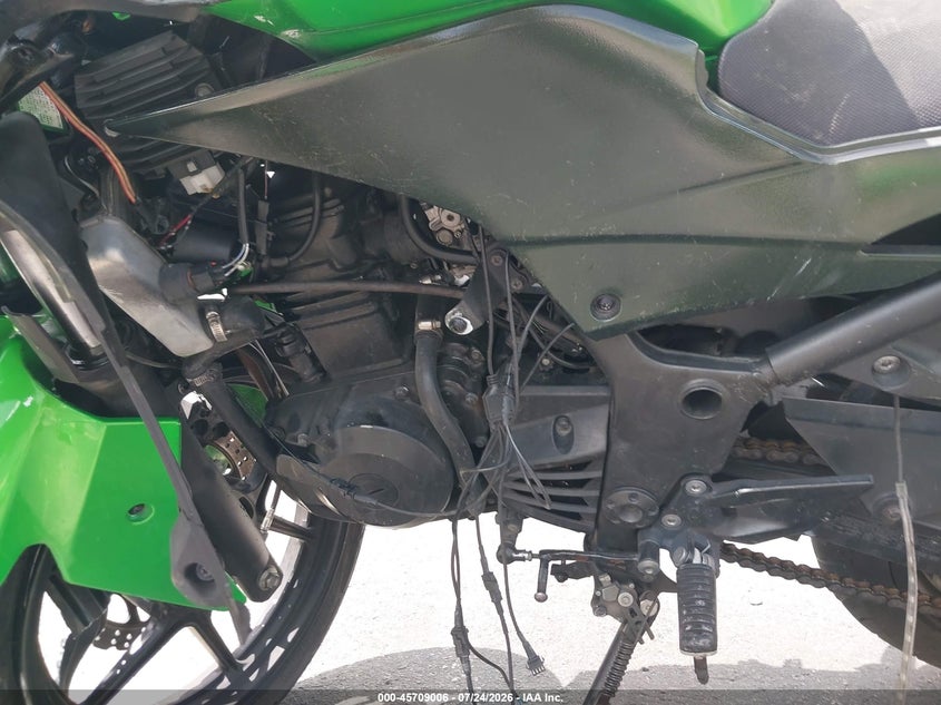 2009 Kawasaki Ex250 VIN JKAEXMJ129DA32466 IAAI salvage auction — FRONT END, Rebuildable (Florida), sold $25 on 2026-10-16 (photo 9)
