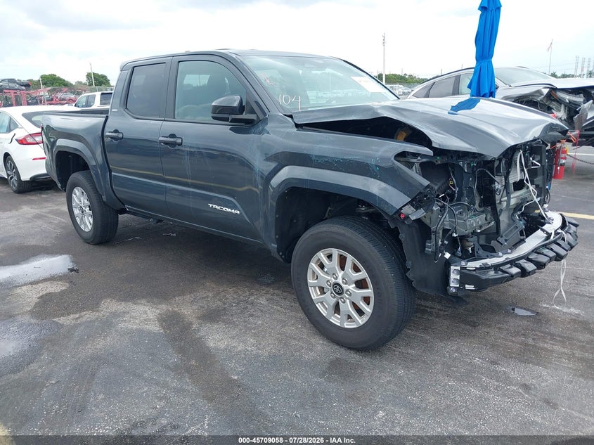 2026 Toyota Tacoma VIN 3TYKB5FNXTT035881 IAAI salvage auction — FRONT END, Rebuildable (Florida), sold $24,000 on 2026-08-02 (photo 1)