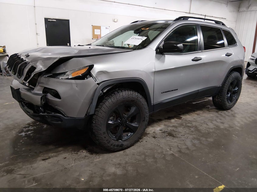 2017 Jeep Cherokee VIN 1C4PJMAS0HW664794 IAAI salvage auction — FRONT END, Salvage (Iowa), sold $1,525 on 2026-09-09 (photo 2)