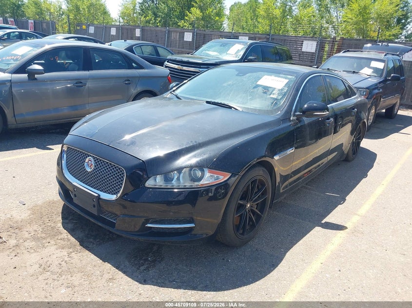 2014 Jaguar Xj VIN SAJWJ2GD9E8V61514 IAAI salvage auction — MECHANICAL, Salvage Title, sold $450 on 2026-09-08 (photo 2)