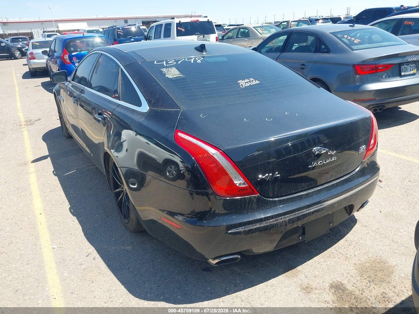 2014 Jaguar Xj VIN SAJWJ2GD9E8V61514 IAAI salvage auction — MECHANICAL, Salvage Title, sold $450 on 2026-09-08 (photo 3)