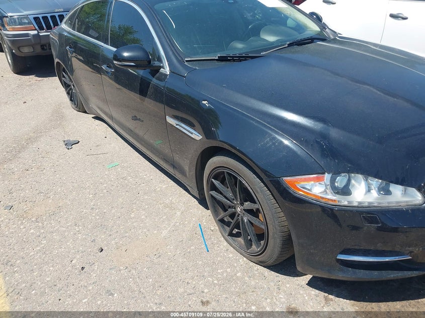 2014 Jaguar Xj VIN SAJWJ2GD9E8V61514 IAAI salvage auction — MECHANICAL, Salvage Title, sold $450 on 2026-09-08 (photo 6)