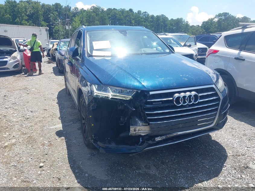 2018 Audi Q7 VIN WA1LHAF78JD021862 — IAAI salvage auction photo