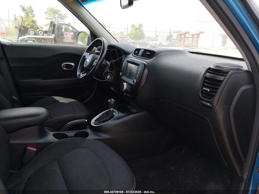 2018 Kia Soul VIN KNDJP3A54J7551181 IAAI salvage auction — NORMAL WEAR, Clear (Illinois), sold $25 on 2026-07-29 (photo 5)