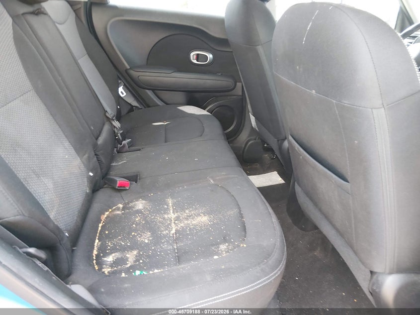 2018 Kia Soul VIN KNDJP3A54J7551181 IAAI salvage auction — NORMAL WEAR, Clear (Illinois), sold $25 on 2026-07-29 (photo 8)