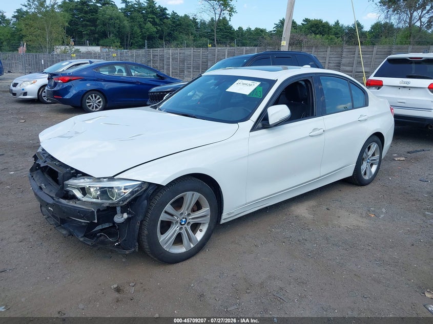 2016 BMW 3er VIN WBA8E3G5XGNT78702 IAAI salvage auction — FRONT END, Clear (Massachusetts), sold $4,650 on 2026-08-07 (photo 2)